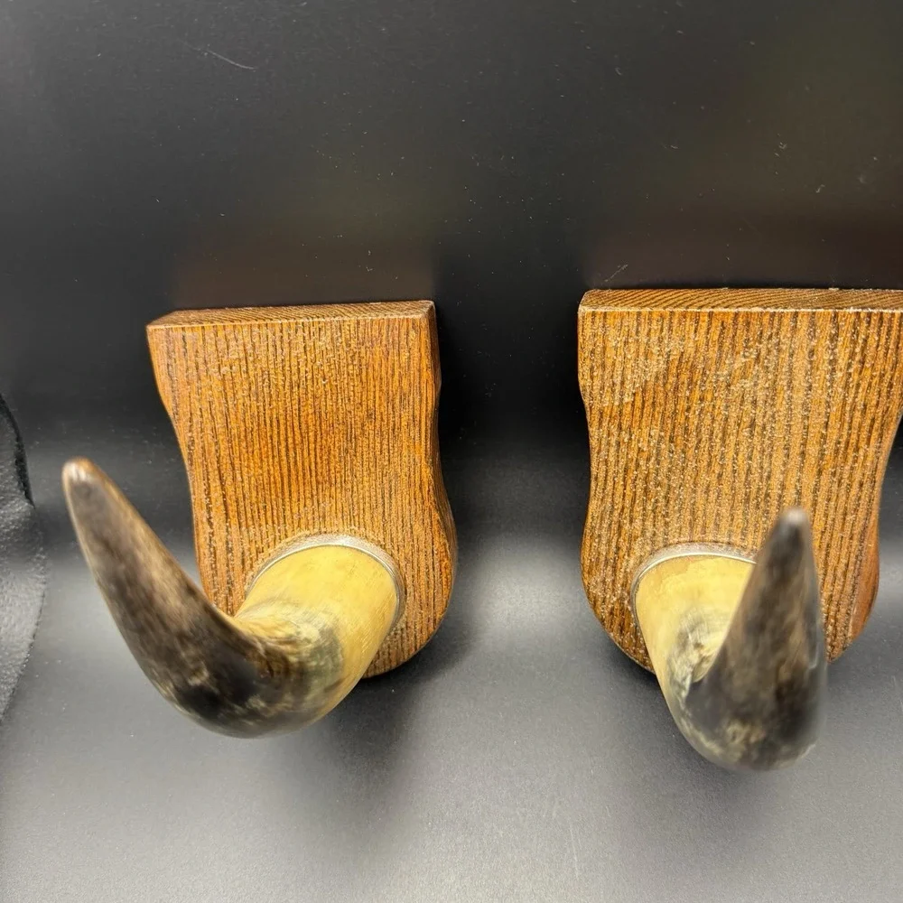 Vintage Handcrafted Cow Horn Wall Hook Coat Hanger Rustic Cabin Decor Set Of 2
